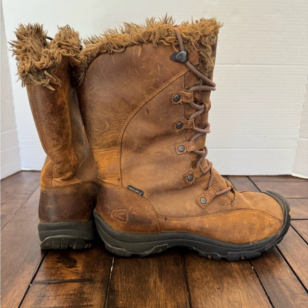 Keen Women's Brown Leather Bailey High Fur Lace Up Boots Size 8.5 Hiking Trail - Picture 15 of 16